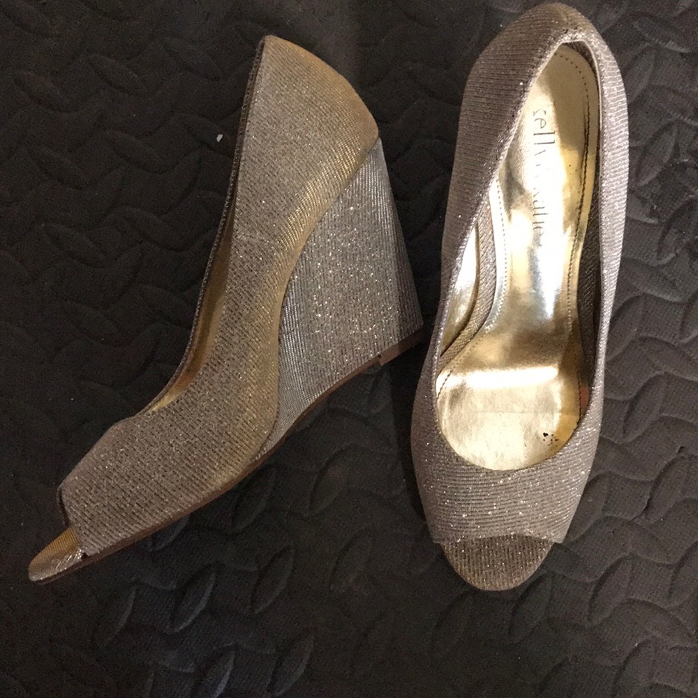 Sparkly wedges
